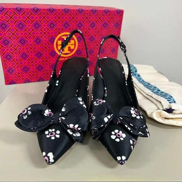 Tory Burch Rosalind Floral Print Pump - Picture 8 of 10